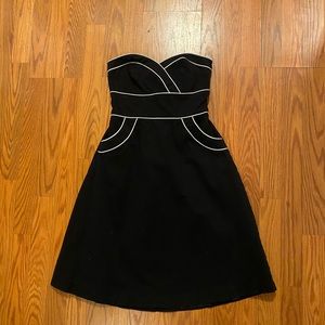 White House Black Market Sweetheart Dress